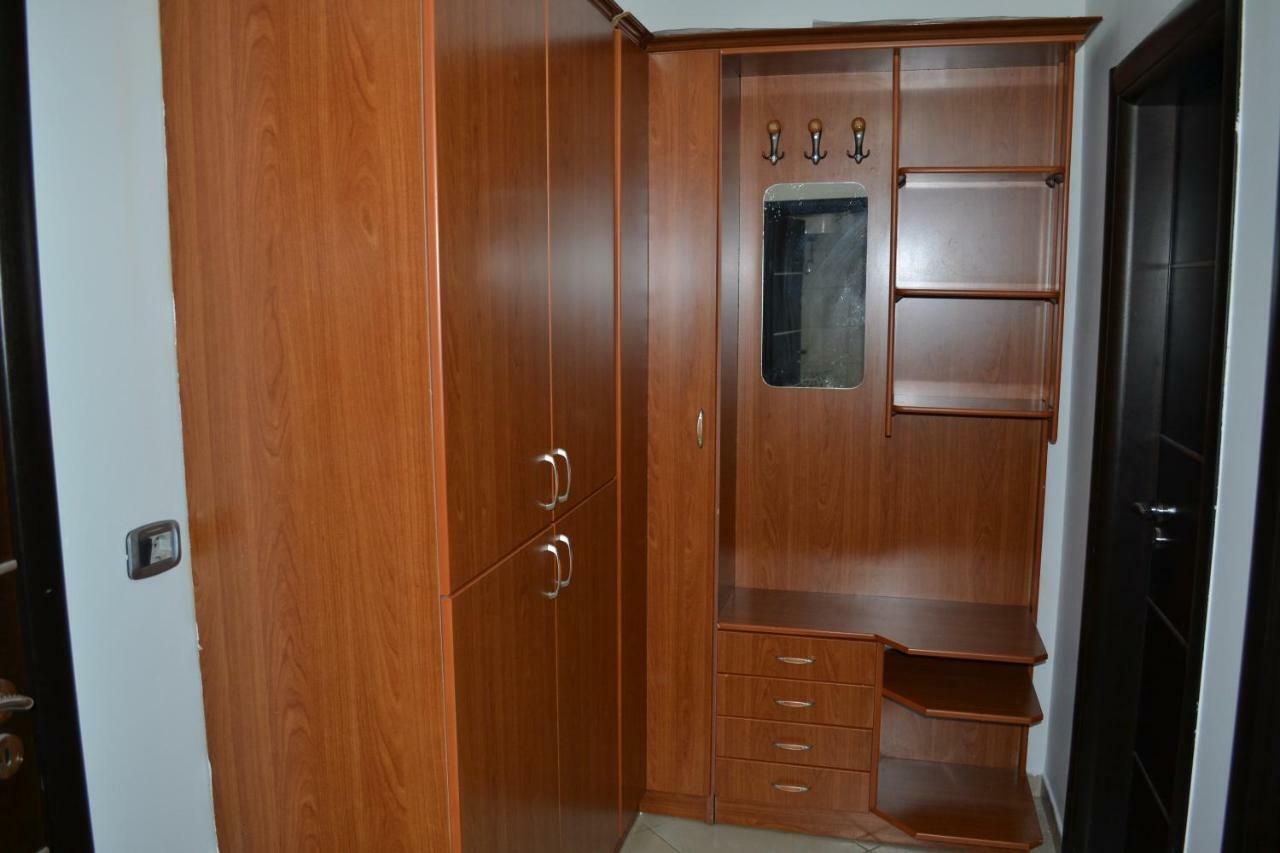 Penthouse 4 Bedrooms Apartment Vlore Exterior photo