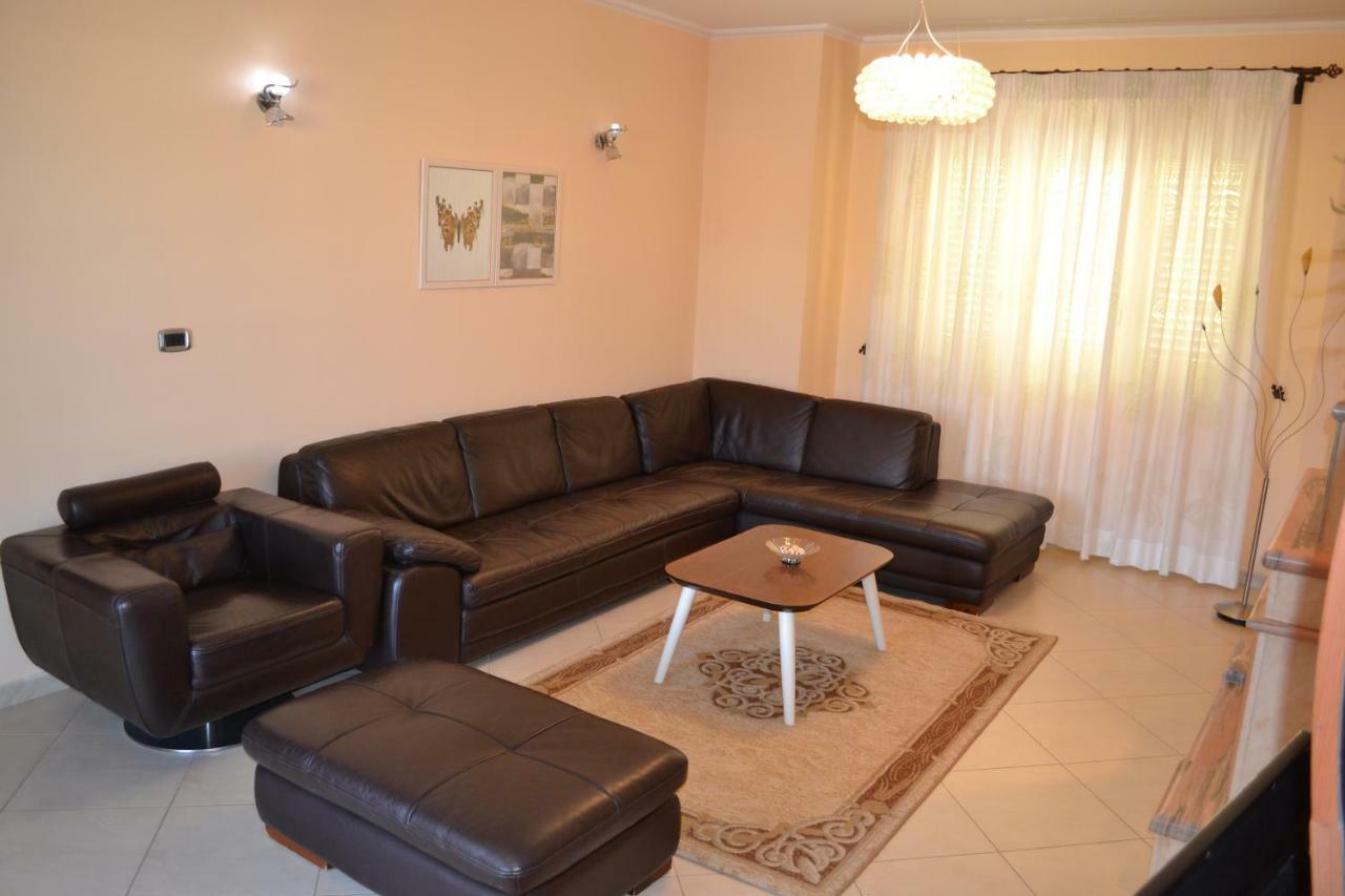 Penthouse 4 Bedrooms Apartment Vlore Exterior photo